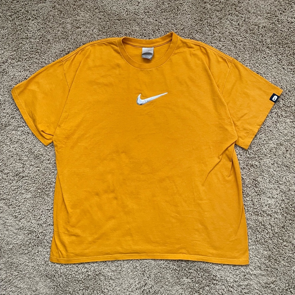 Y2k Vintage Nike T-Shirt Big Center Chrome Swoosh Logo Orange Mustard 2XL